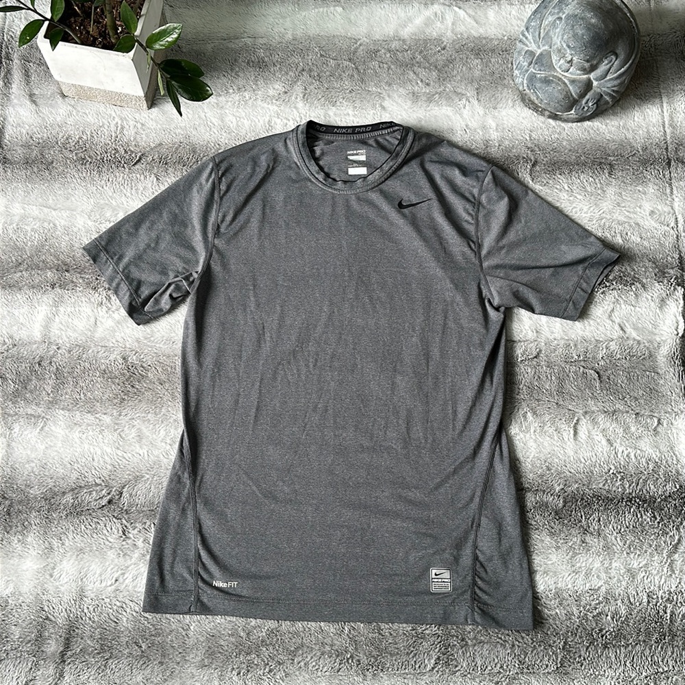 Gray Nikepro Fitted Short Sleeve Shirt